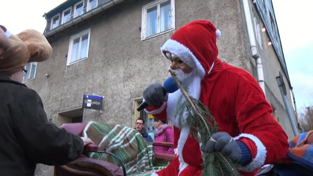 MEgional mit dem Pyramidenanschieben in Wünschendorf